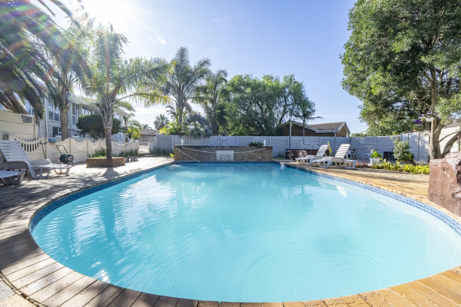 8 Bedroom Property for Sale in Brackenfell South Western Cape